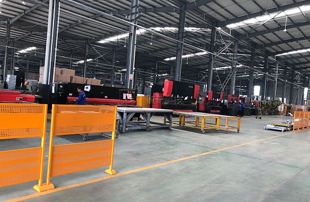 專業生產車間，進口生產設備